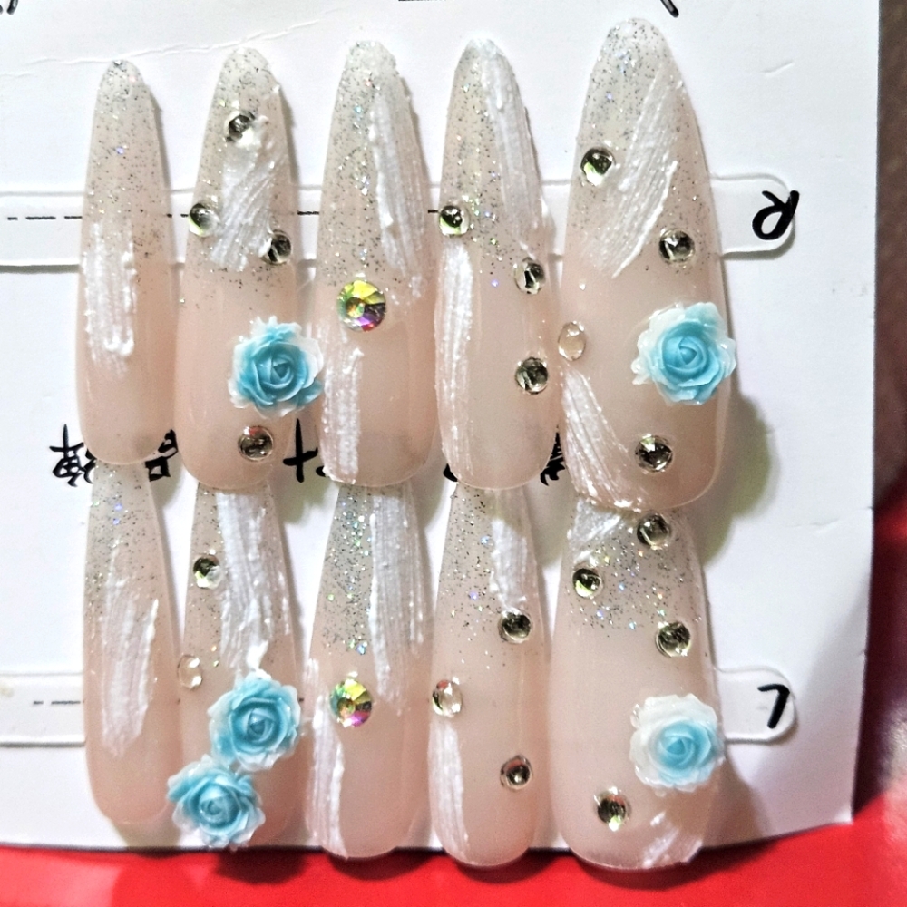 Bougie Nails Press-on nails glue-on nails artificial nails fake